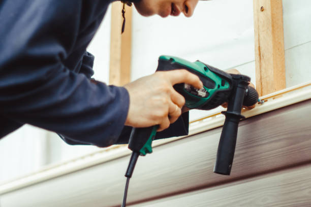 Storm Damage Siding Repair in Kingsford, MI